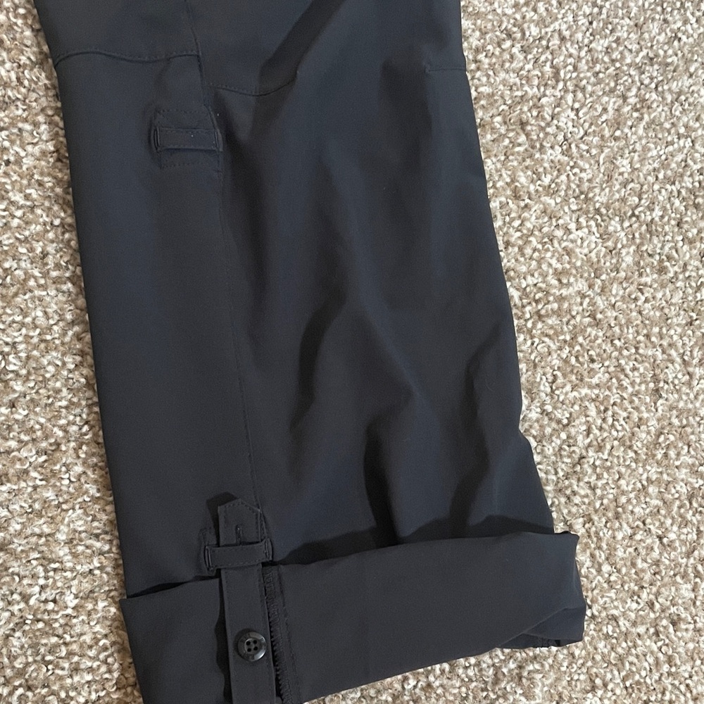 REI Sahara Women's Charcoal Cropped Hiking Pants 🌟 - Picture 8 of 11